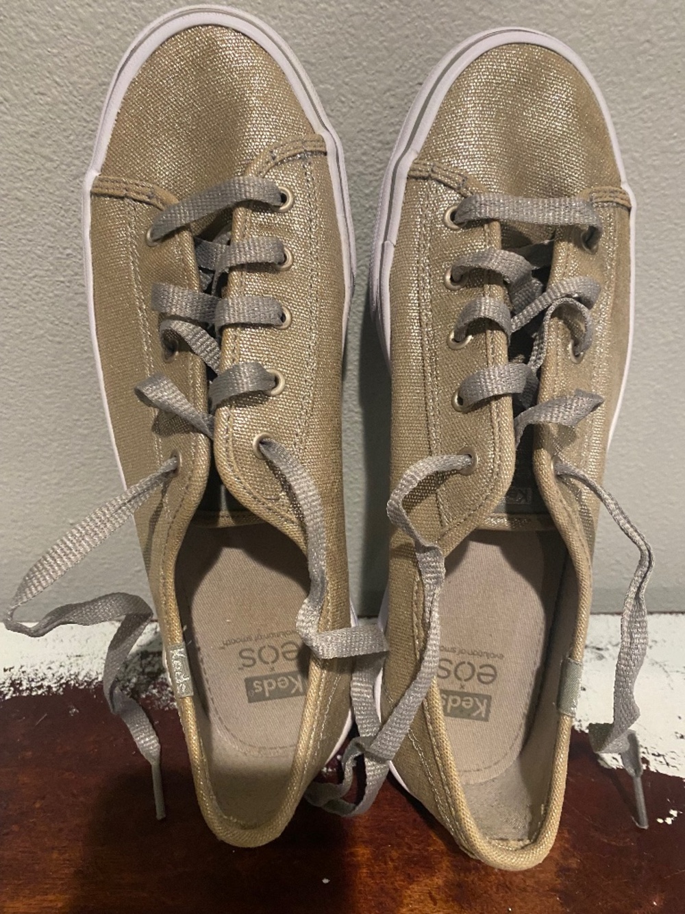 Women gold Keds size 8